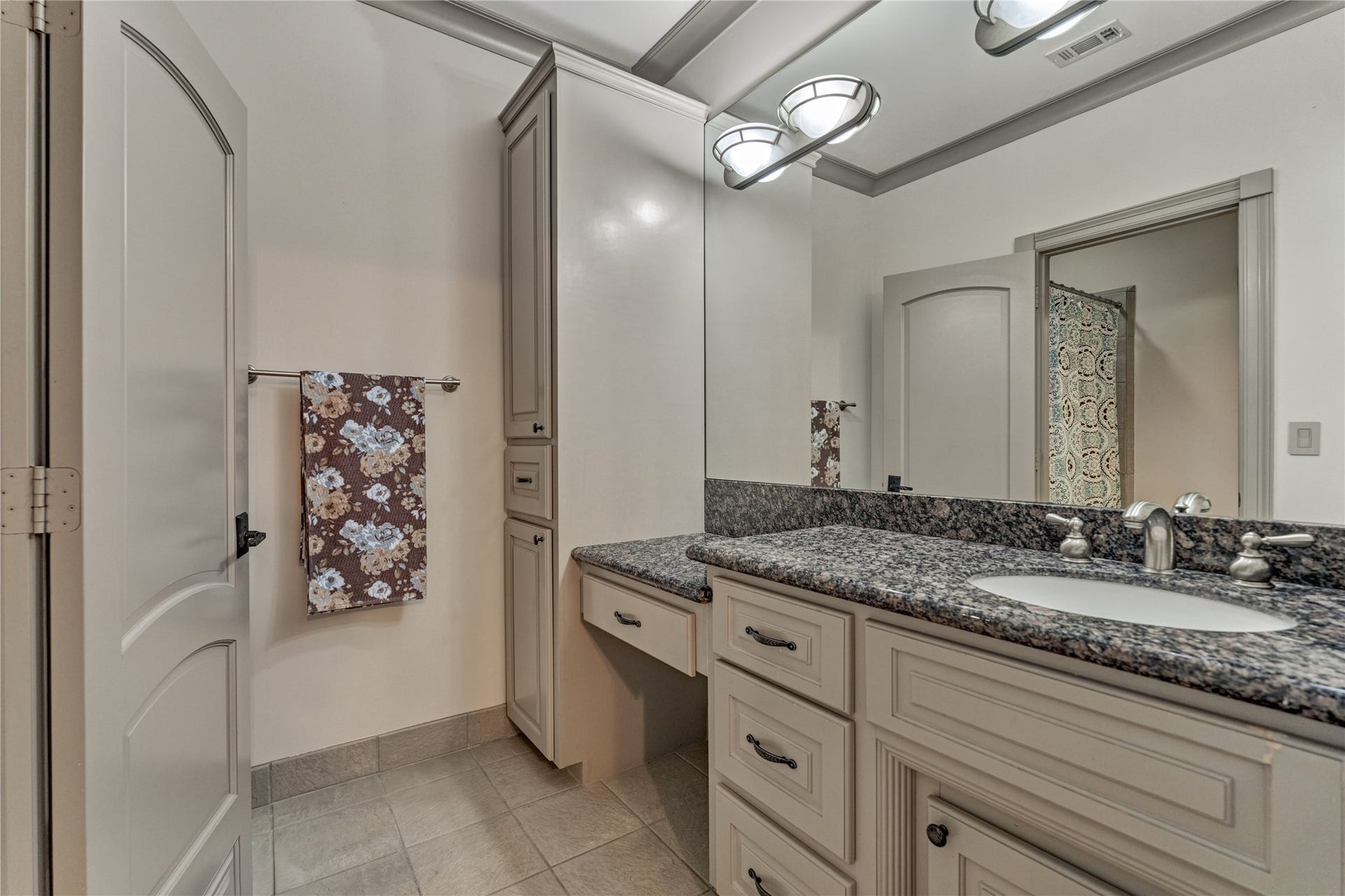 11410 Outpost Cove Drive, Willis, TX 77318 11410 Outpost Cove Drive, Willis, TX 77318