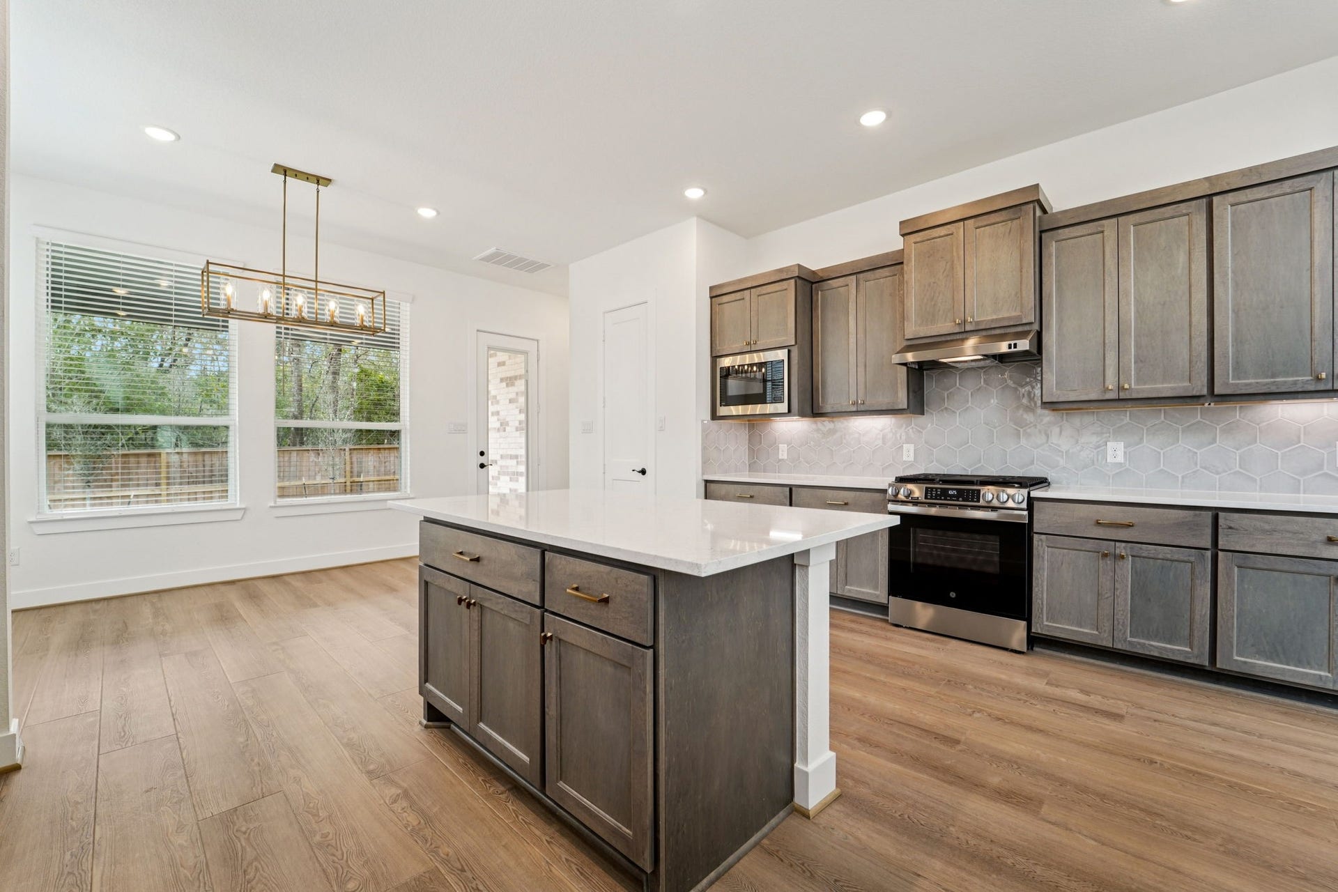 231 Congo Bay Circle, Willis, TX 77318