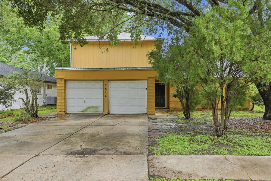 Property photo for 6814 Indian Falls Drive, Houston, TX