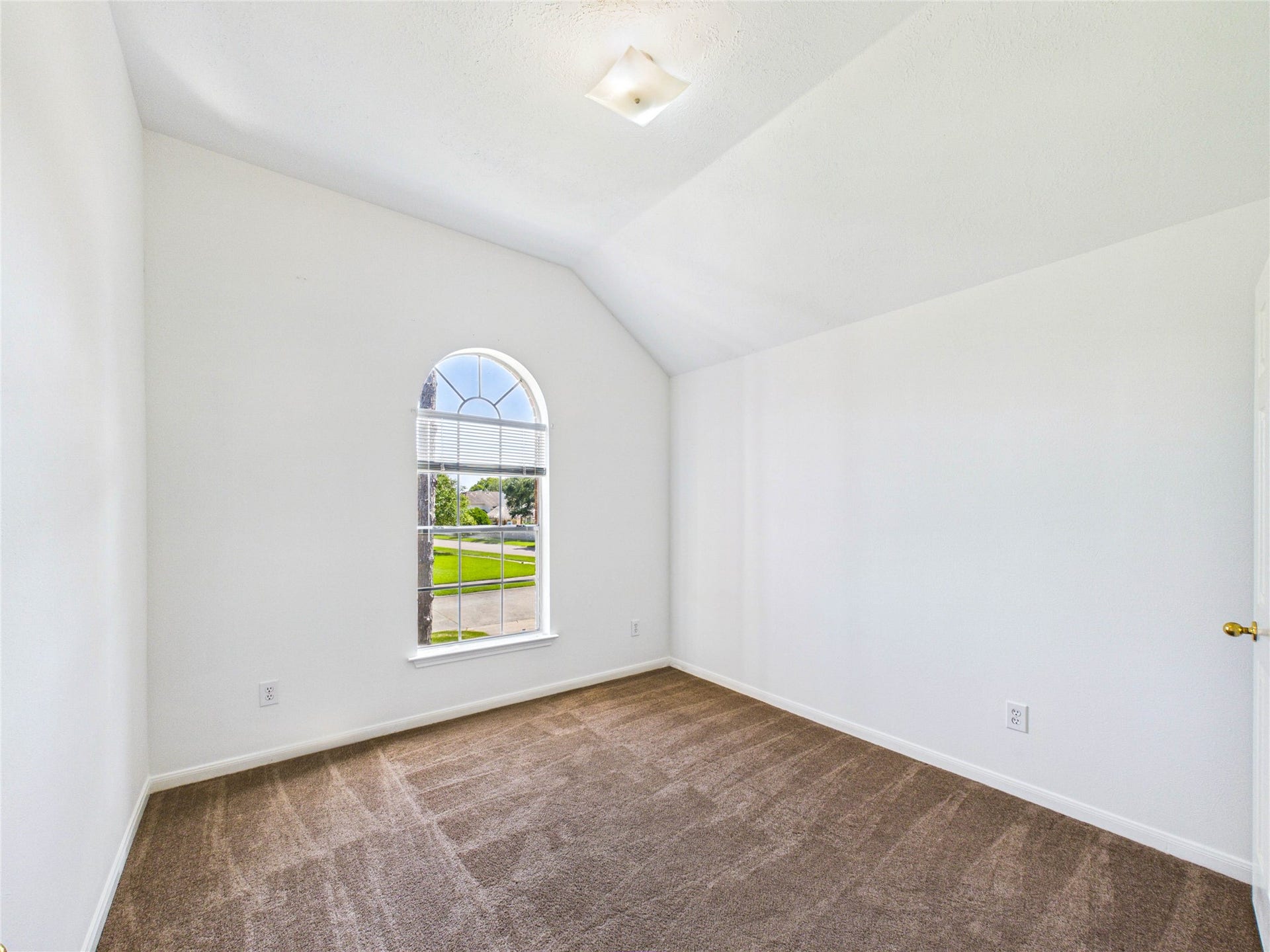 3006 Bay Breeze Drive, Dickinson, TX 77539 Bedroom 3