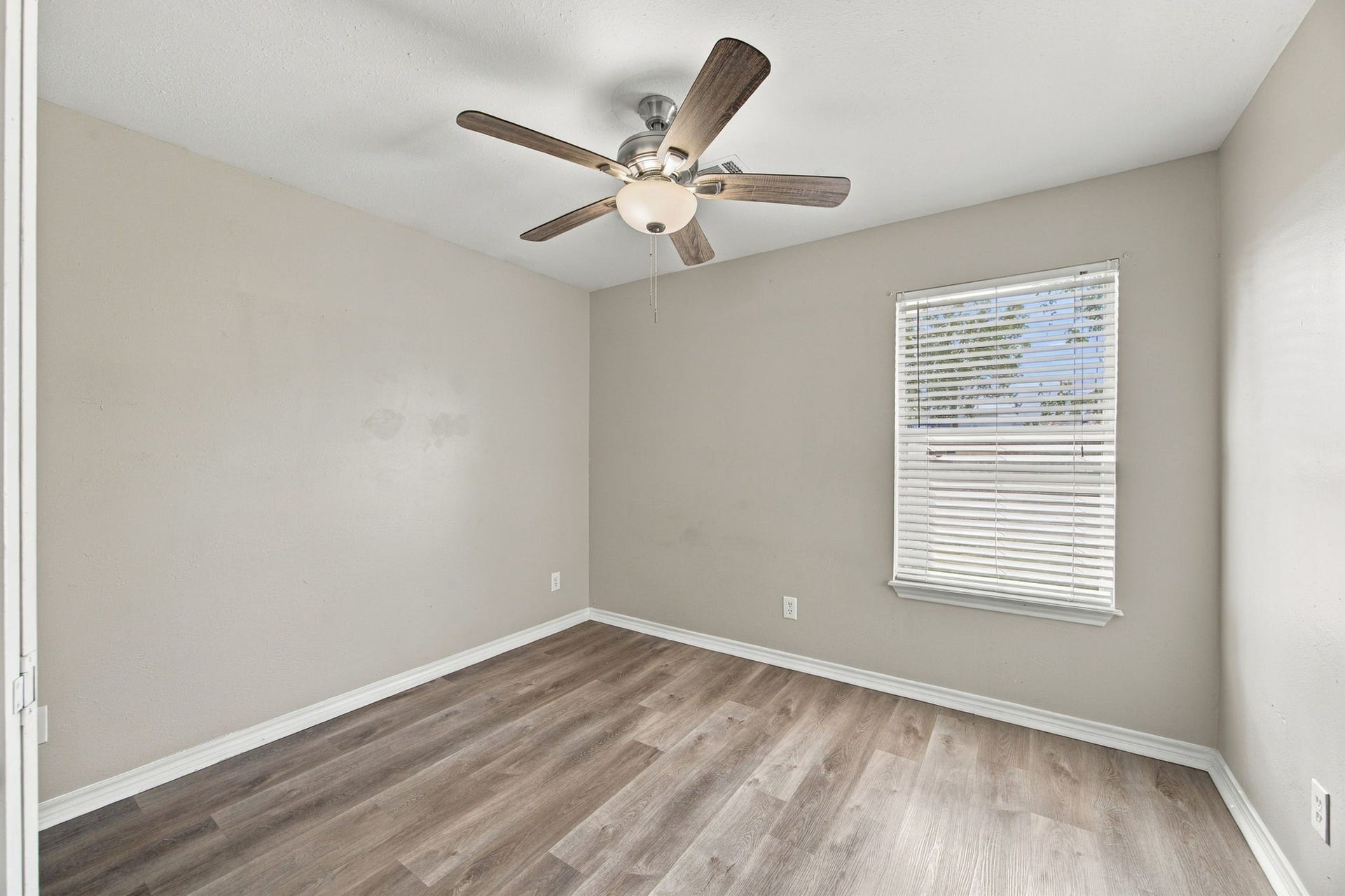 23619 Summer Pine Drive, Spring, TX 77373 Bedroom #2