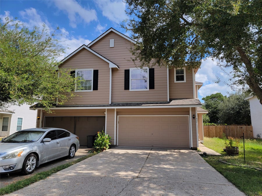 Property photo for 424 Folk Crest Lane, League City, TX