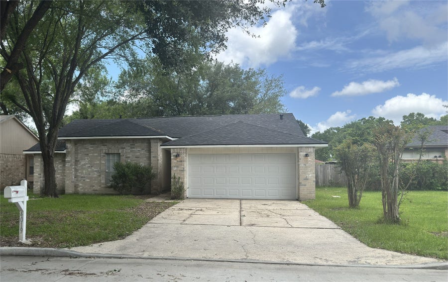 Property photo for 4019 Donalbain Drive, Spring, TX