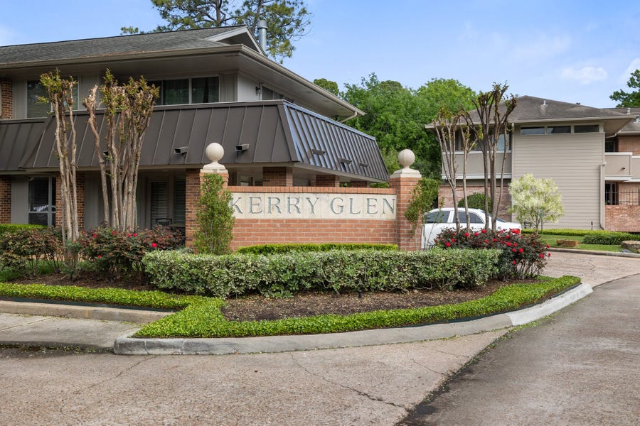 Property photo for 6443 Bayou Glen Road, Houston, TX