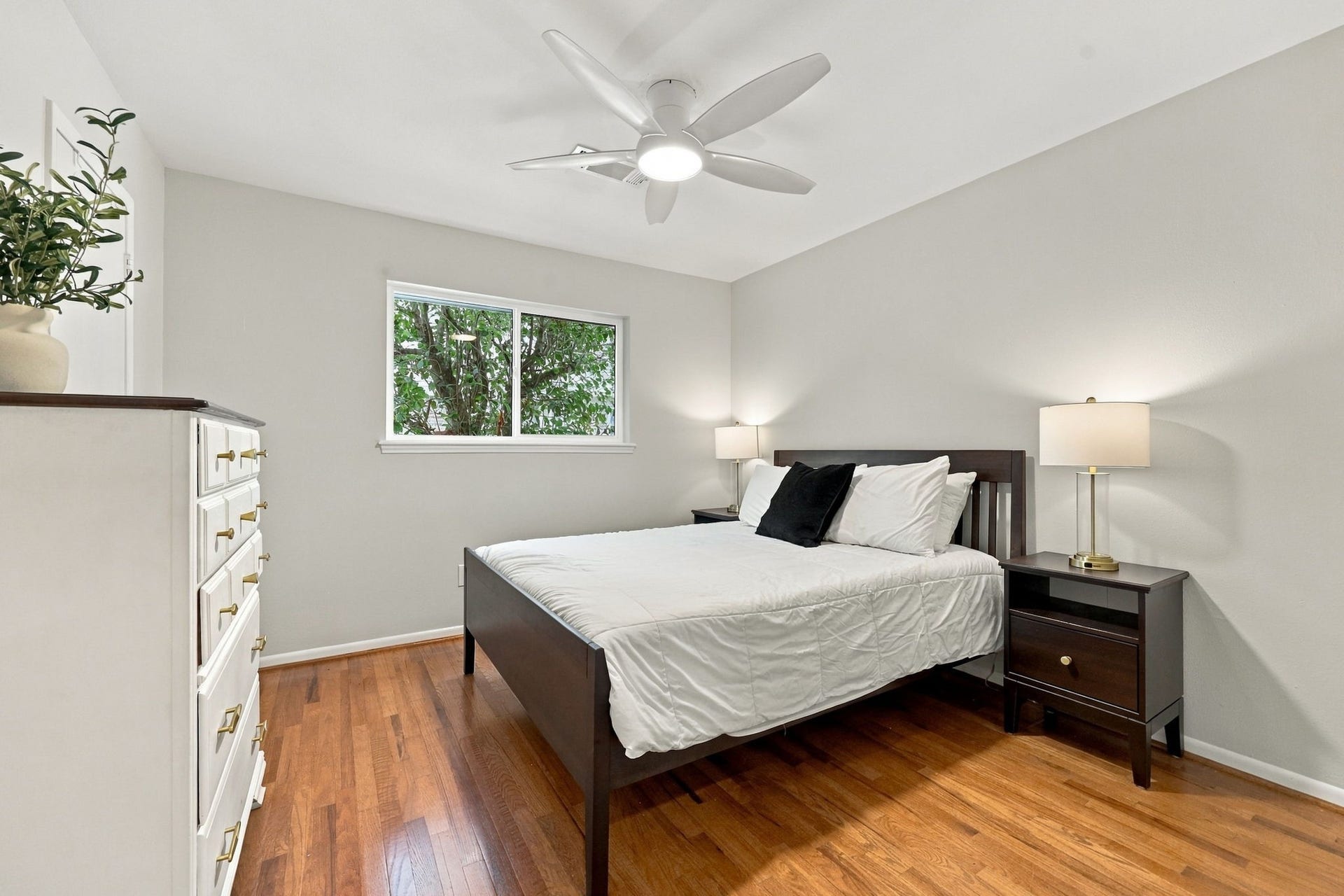 11307 Valley Spring Drive, Houston, TX 77043 Bedroom #3.