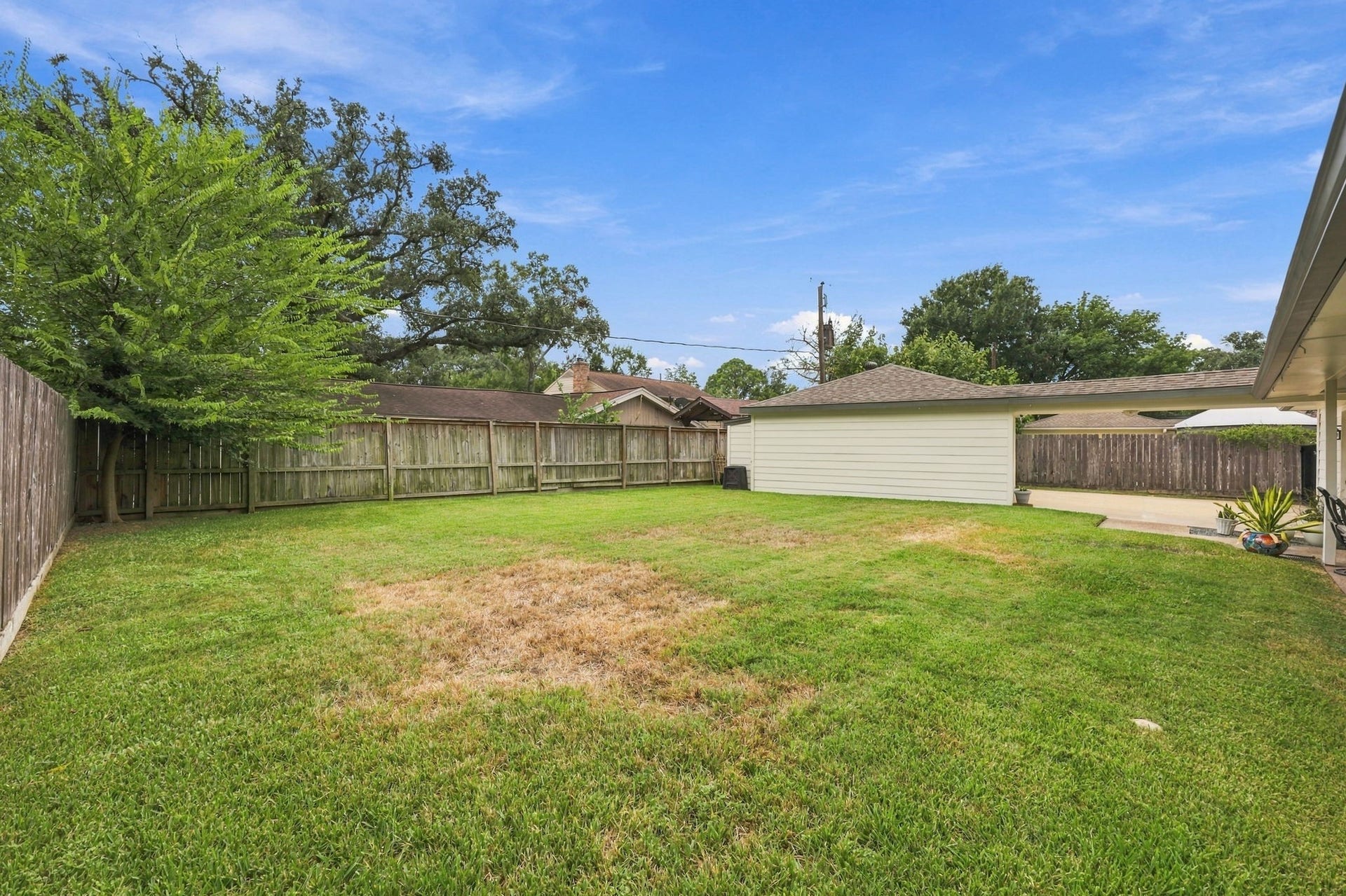 11307 Valley Spring Drive, Houston, TX 77043 Plenty of room for a pool and playset.