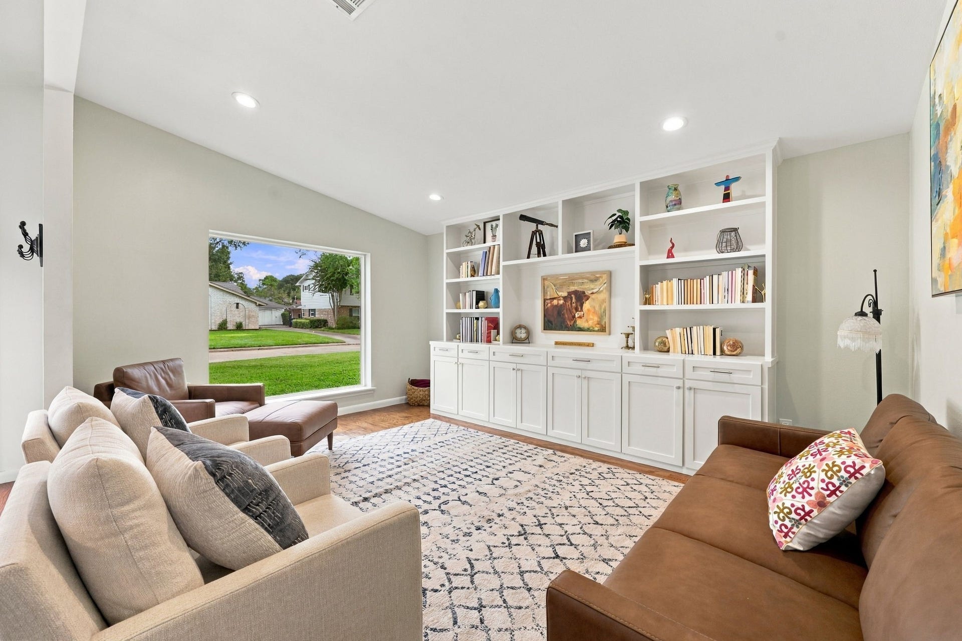 11307 Valley Spring Drive, Houston, TX 77043 11307 Valley Spring Drive, Houston, TX 77043