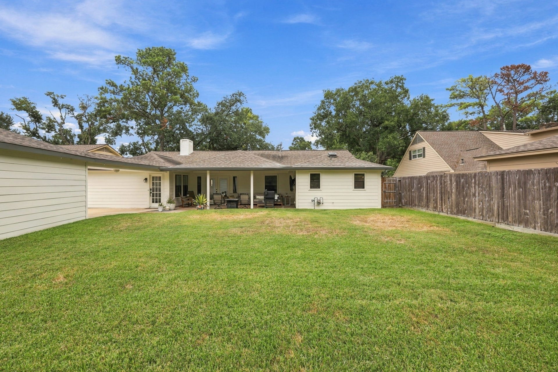 11307 Valley Spring Drive, Houston, TX 77043 Plenty of room for a pool and playset.