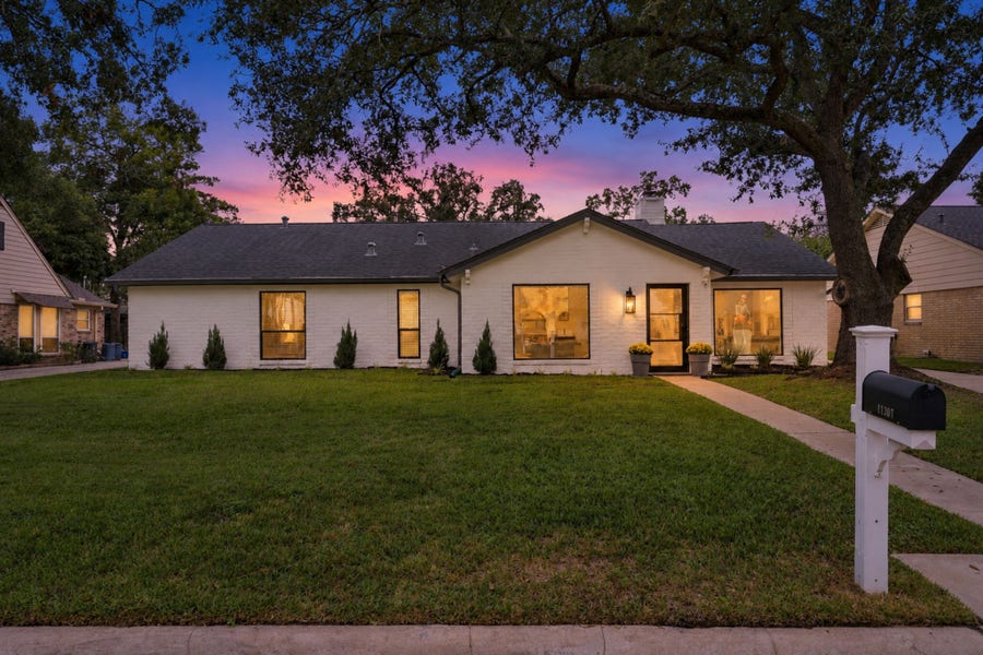Property photo for 11307 Valley Spring Drive, Houston, TX