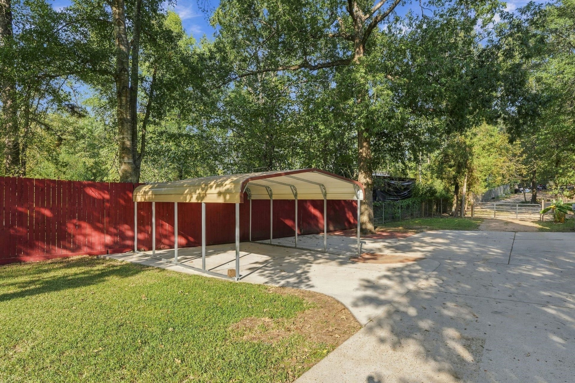11236 Creek Meadow Drive, Willis, TX 77378