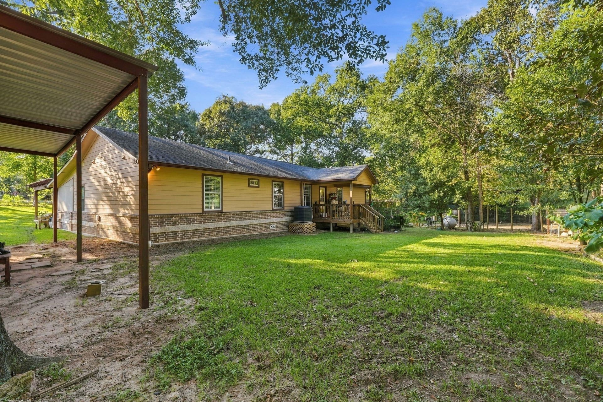 11236 Creek Meadow Drive, Willis, TX 77378