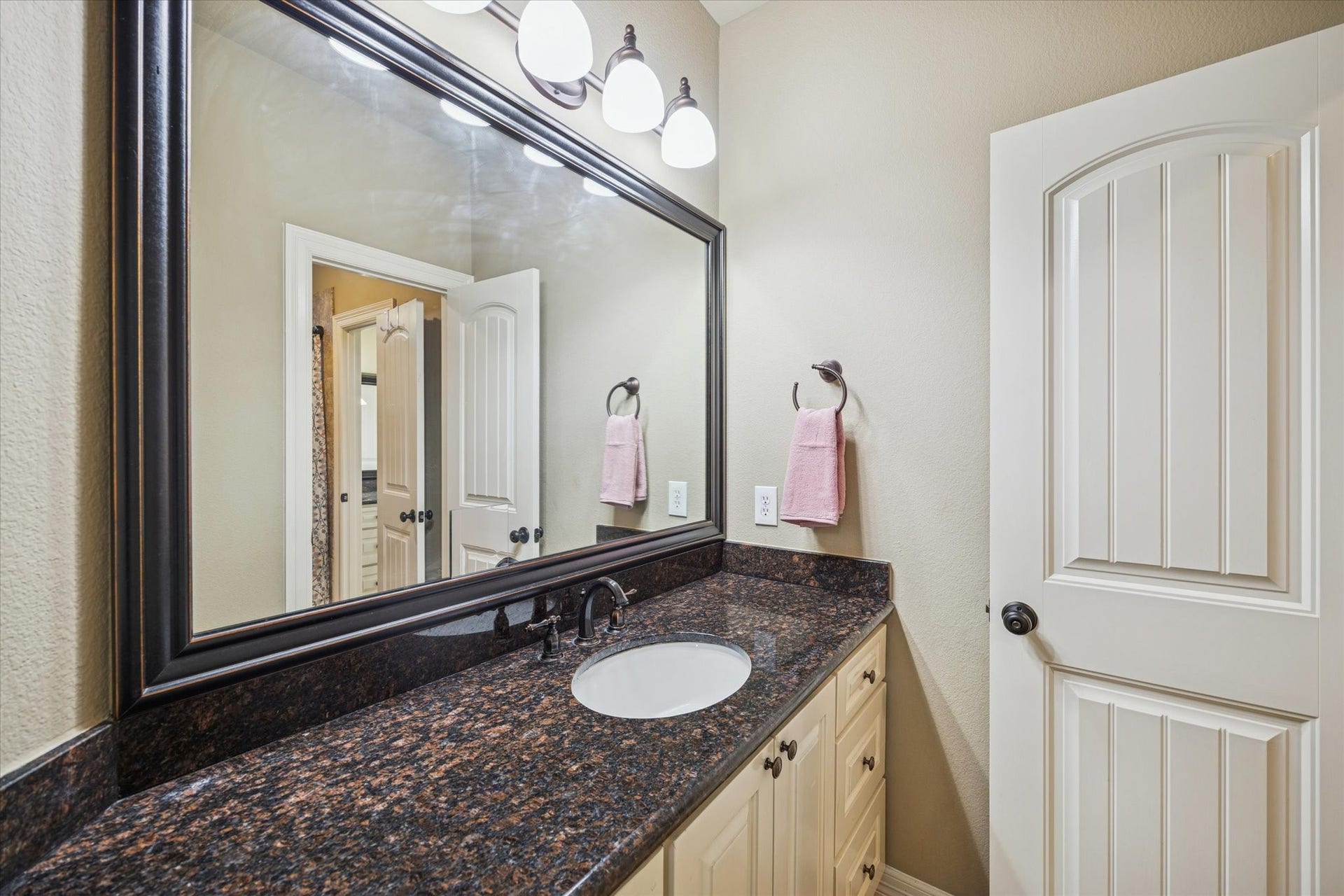 4114 Tee Tree Court, Spring, TX 77386 4114 Tee Tree Court, Spring, TX 77386