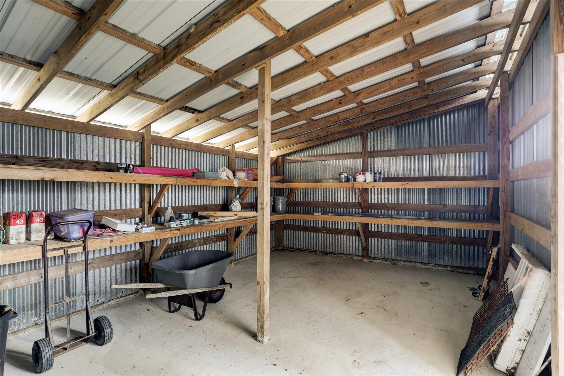 5806-A S Highway 35, Alvin, TX 77511 5806-A S Highway 35, Alvin, TX 77511