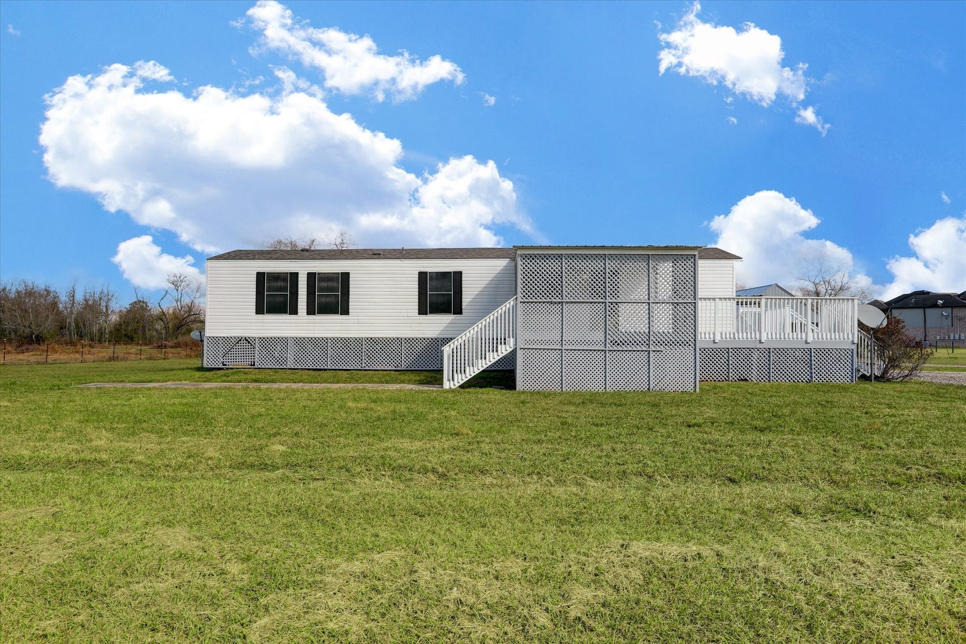 5806-A S Highway 35, Alvin, TX 77511 5806-A S Highway 35, Alvin, TX 77511