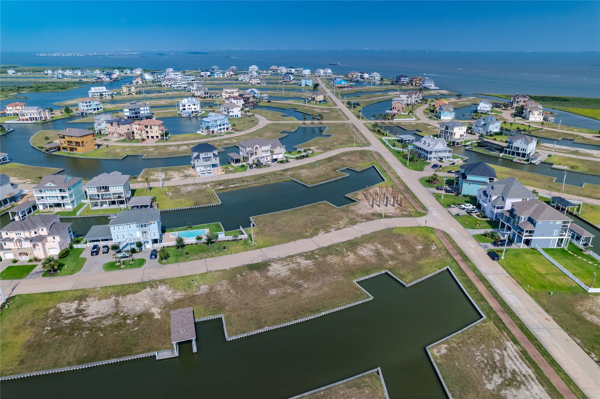 4 Largo, Hitchcock, TX 77563 4 Largo, Hitchcock, TX 77563
