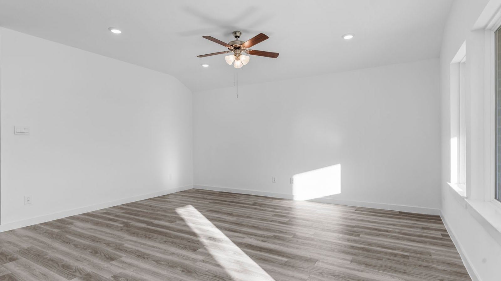 2713 Gran Castillo Drive, Texas City, TX 77568 representative home photo