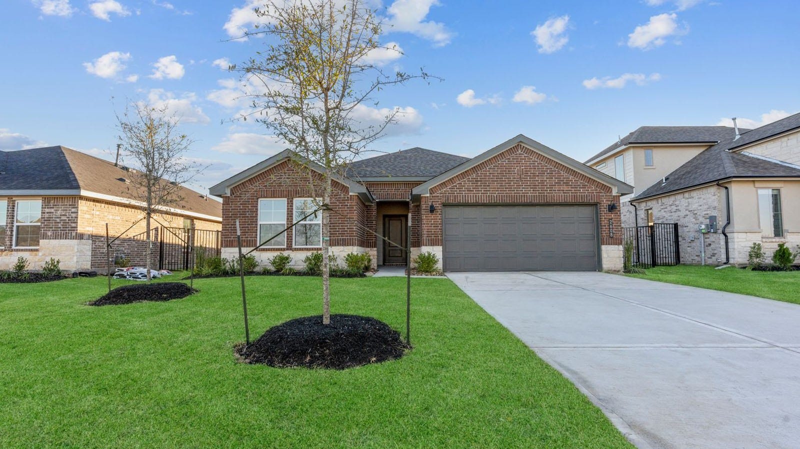 2713 Gran Castillo Drive, Texas City, TX 77568 representative home photo