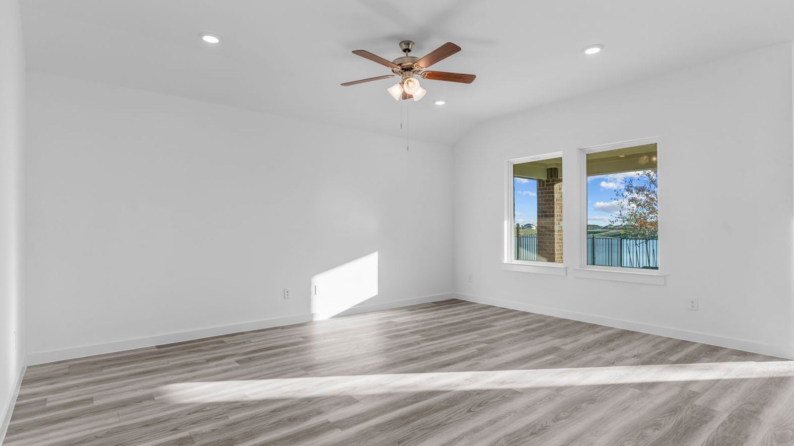 2713 Gran Castillo Drive, Texas City, TX 77568 representative home photo