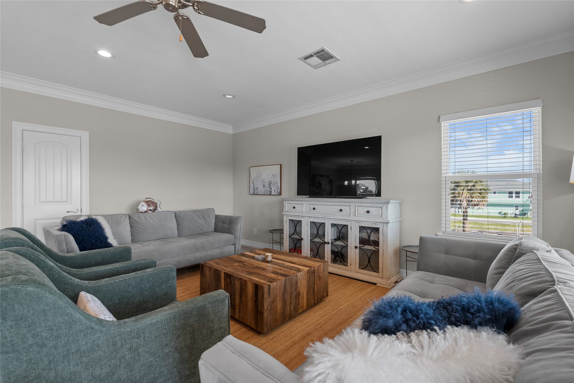 16610 Jolly Roger Road, Jamaica Beach, TX 77554 16610 Jolly Roger Road, Jamaica Beach, TX 77554