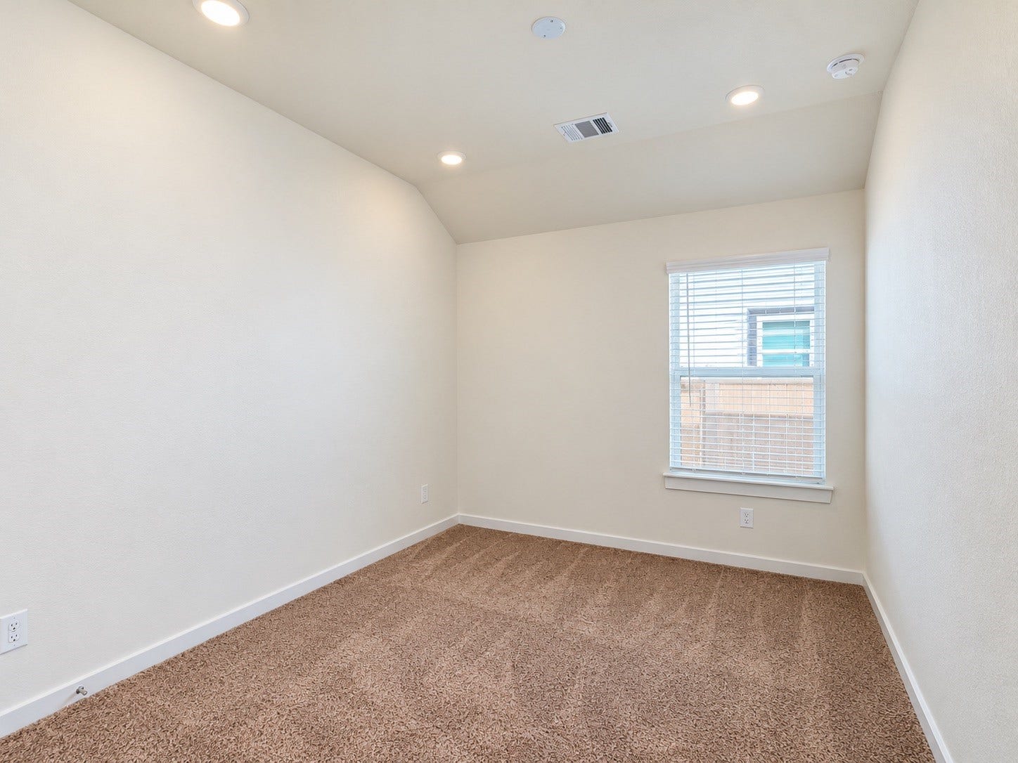 419 Pirate Falls Lane, Crosby, TX 77532 419 Pirate Falls Lane, Crosby, TX 77532