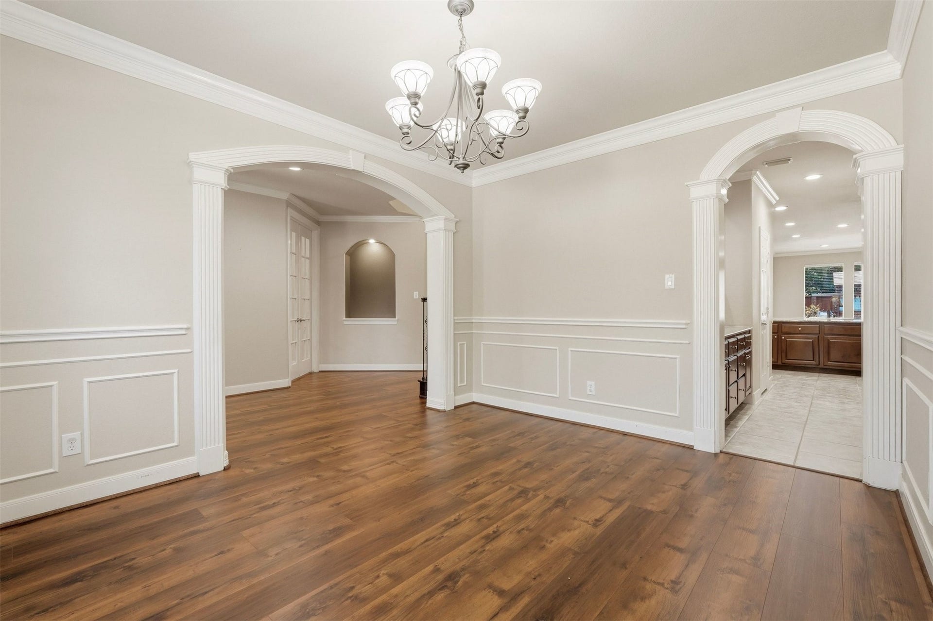 18034 Crescent Royale Way, Humble, TX 77346 Formal Dining Room