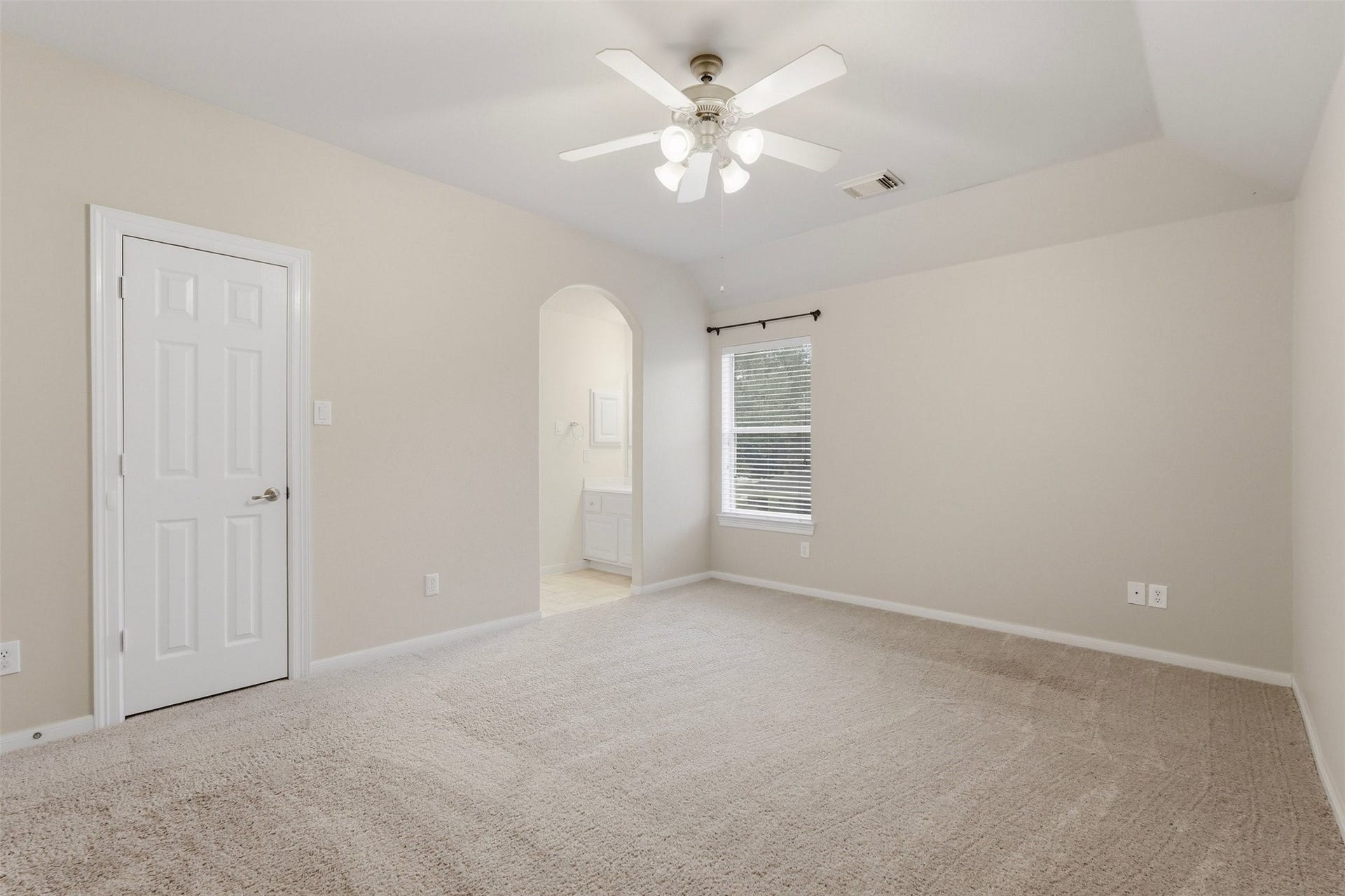 18034 Crescent Royale Way, Humble, TX 77346 Secondary bedroom #3