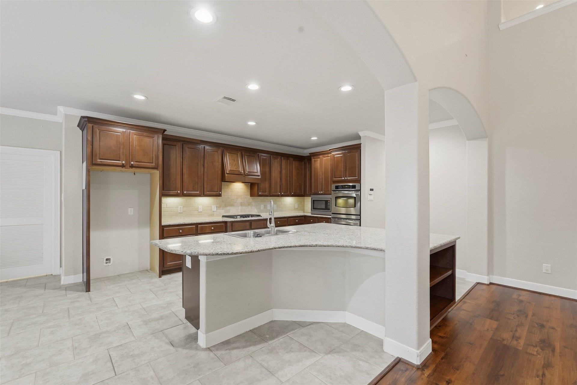 18034 Crescent Royale Way, Humble, TX 77346 18034 Crescent Royale Way, Humble, TX 77346