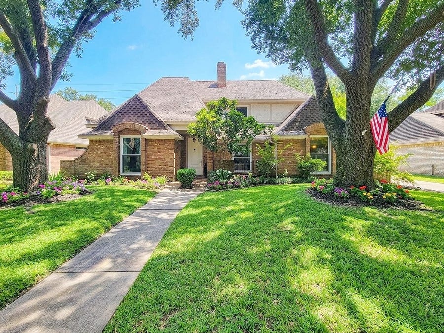 Property photo for 8423 Burwood Park Drive, Spring, TX