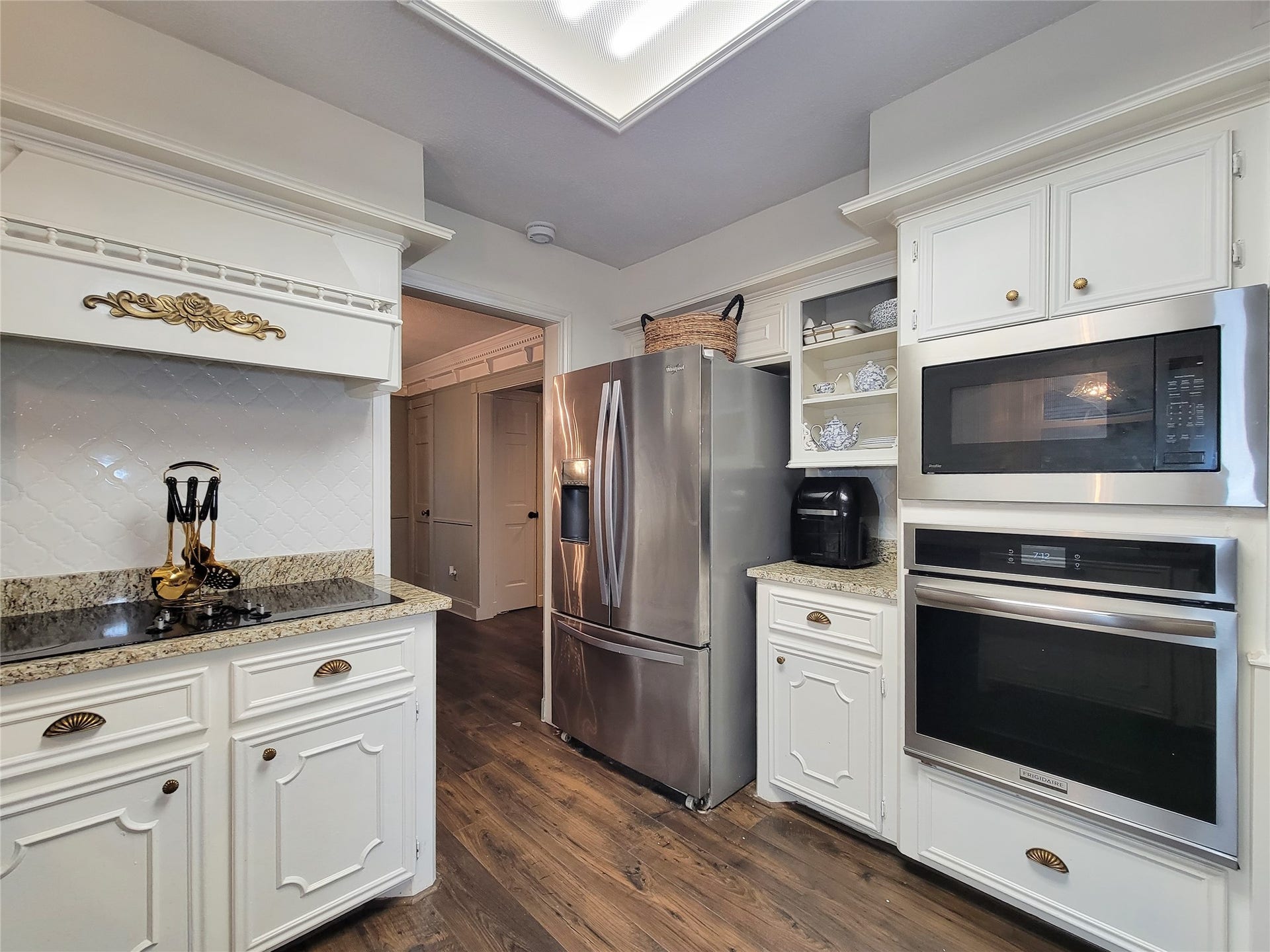 8423 Burwood Park Drive, Spring, TX 77379