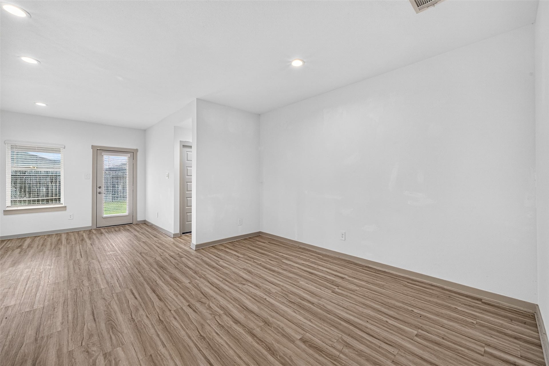 7007 Fleetwood Crescent Way, Richmond, TX 77407