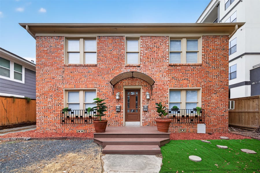 Property photo for 1929 Hawthorne Street, Houston, TX