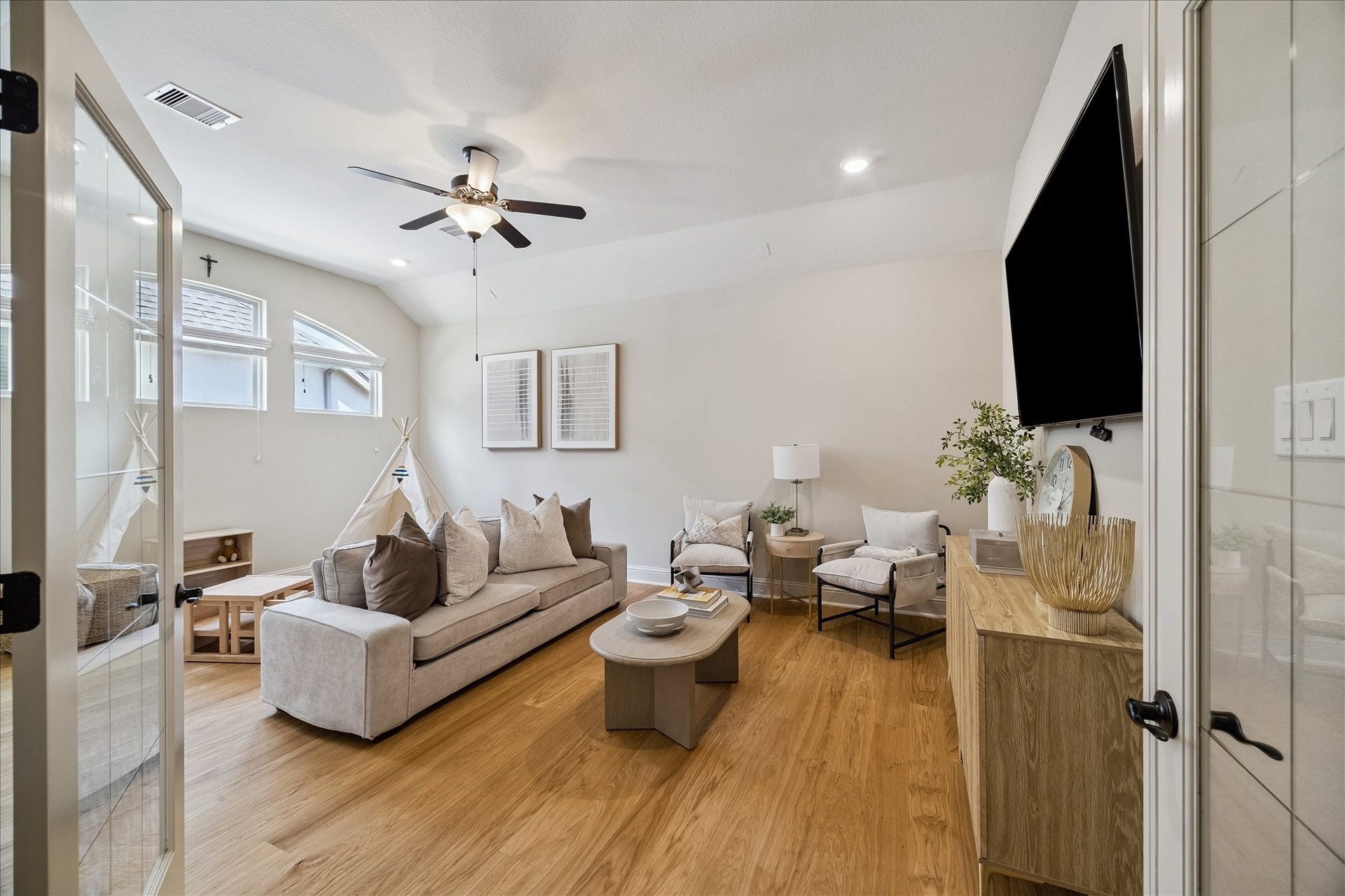 17623 Sequoia Kings Drive, Humble, TX 77346 17623 Sequoia Kings Drive, Humble, TX 77346