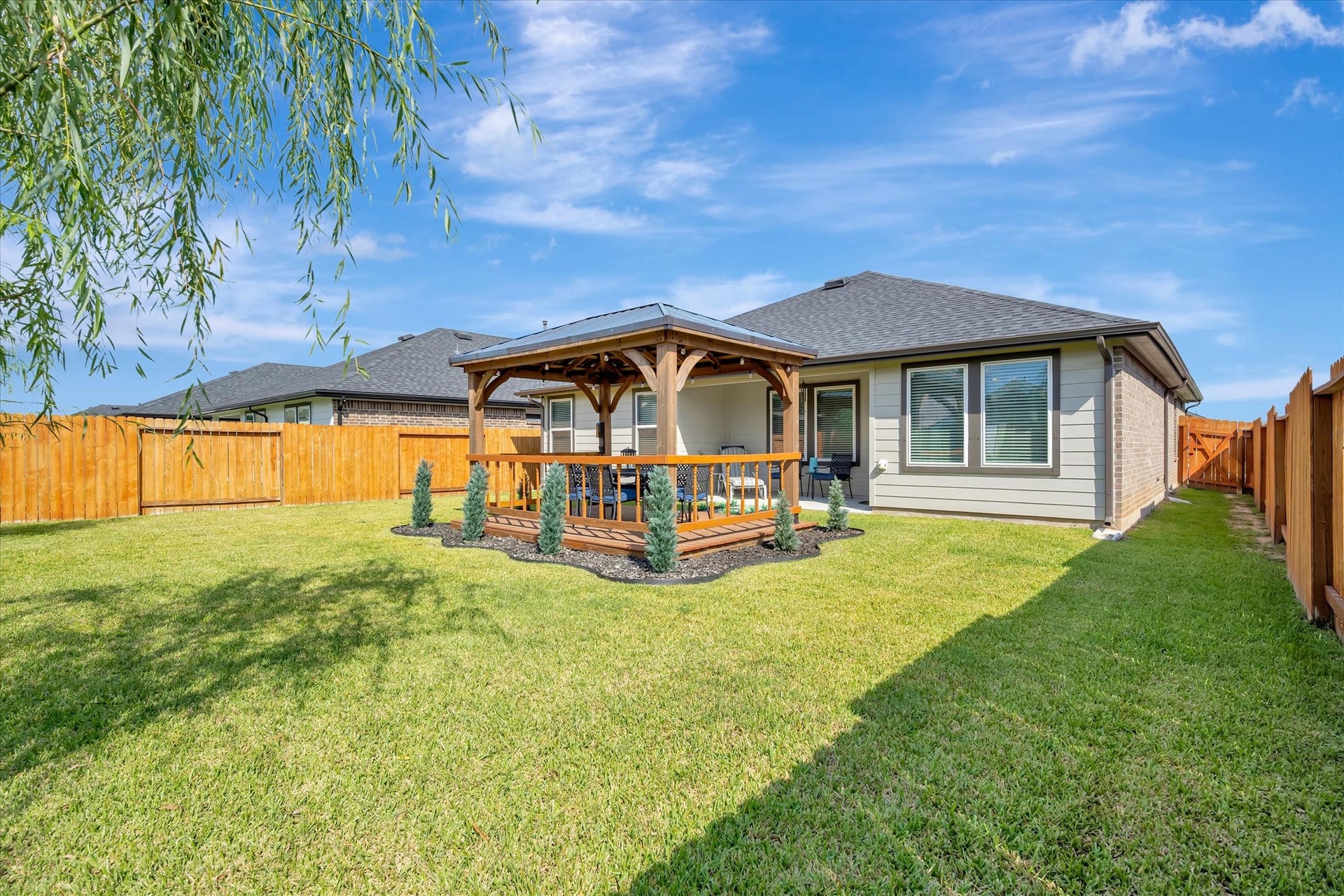 9525 Chelsea Street, Texas City, TX 77591 9525 Chelsea Street, Texas City, TX 77591