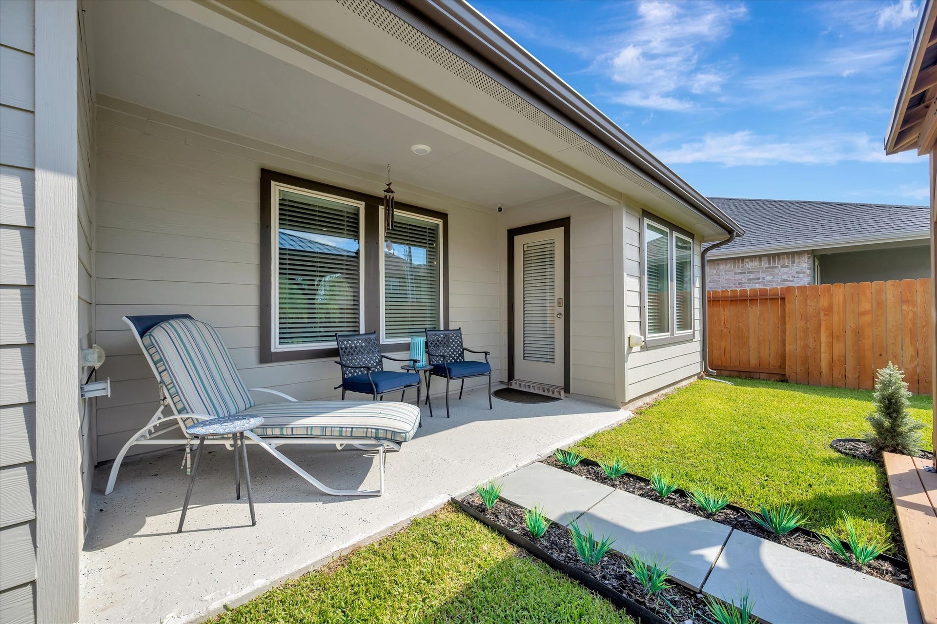 9525 Chelsea Street, Texas City, TX 77591 9525 Chelsea Street, Texas City, TX 77591