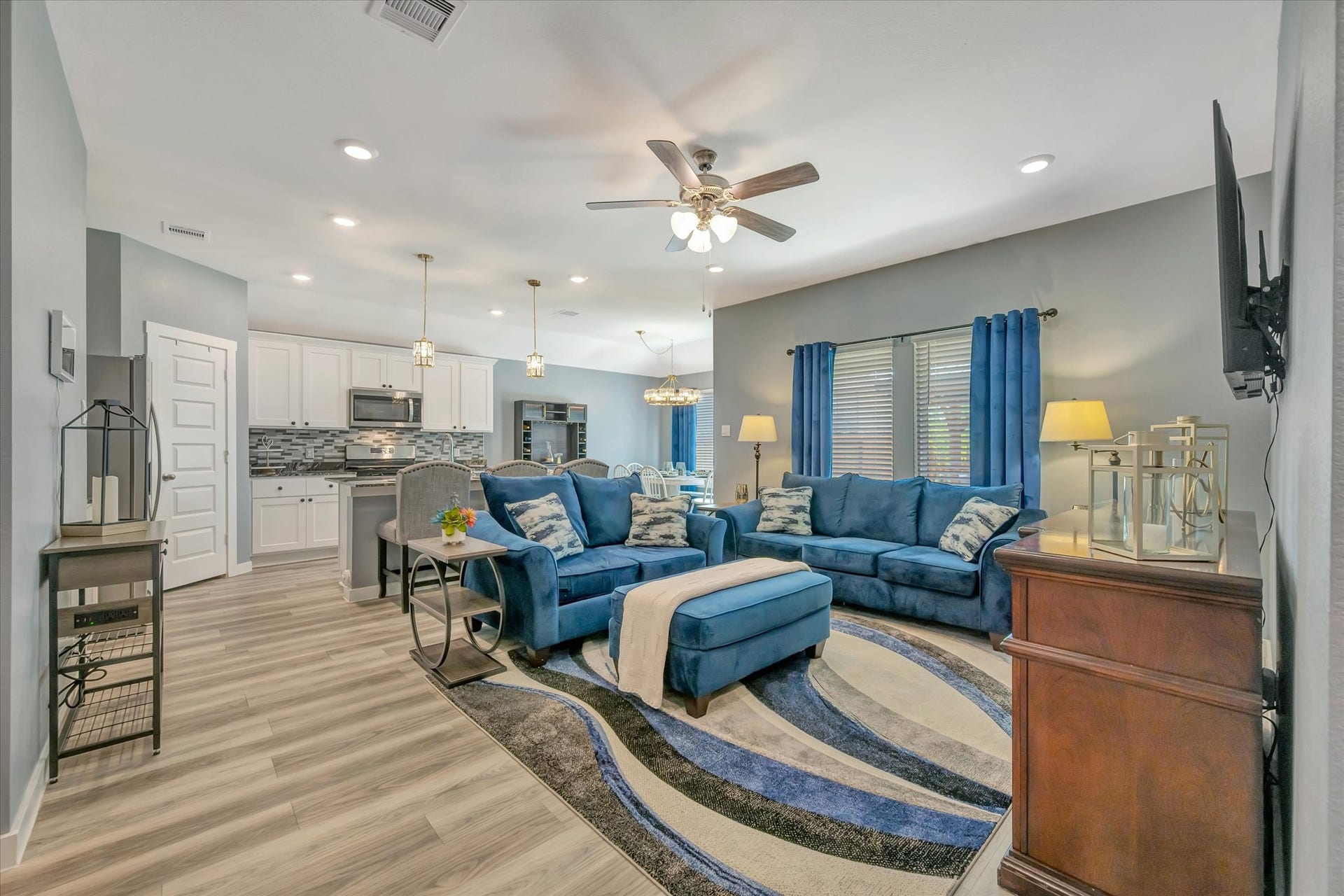 9525 Chelsea Street, Texas City, TX 77591 9525 Chelsea Street, Texas City, TX 77591