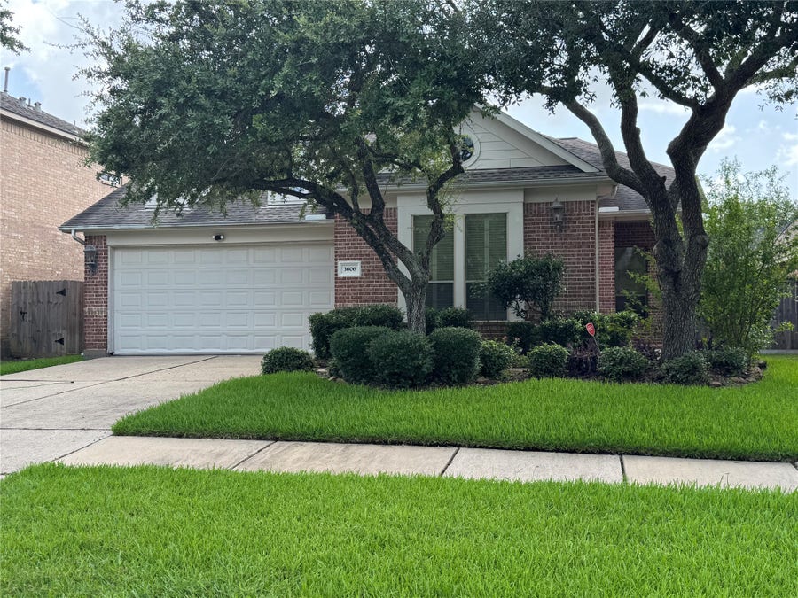 Property photo for 3606 Quiet Meadow Court E, Manvel, TX