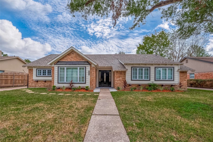 Property photo for 5622 Valkeith Drive, Houston, TX
