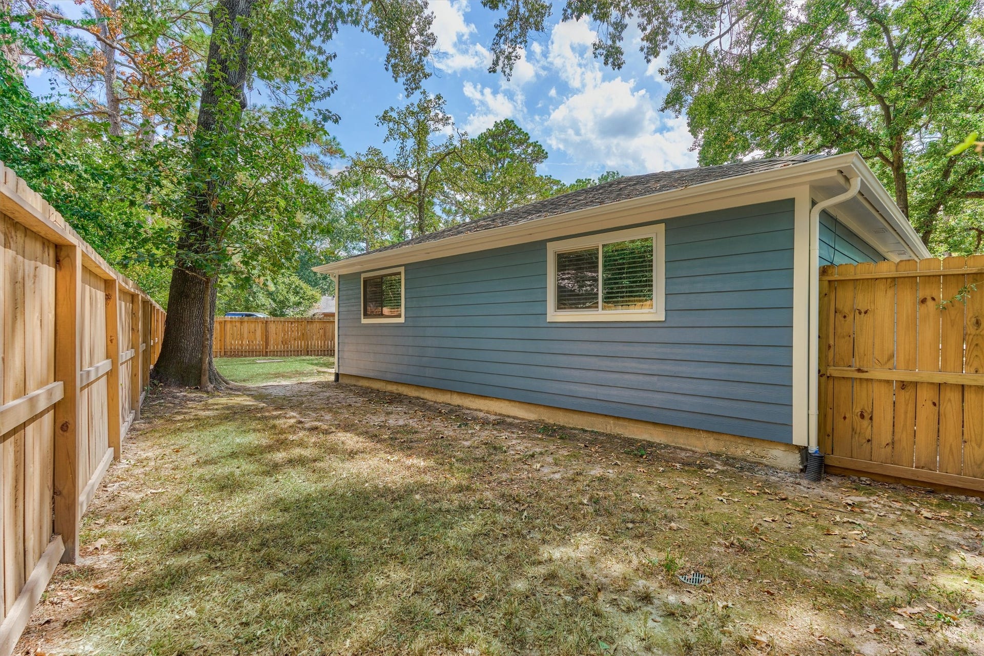 88 W White Willow Circle, The Woodlands, TX 77381 88 W White Willow Circle, The Woodlands, TX 77381
