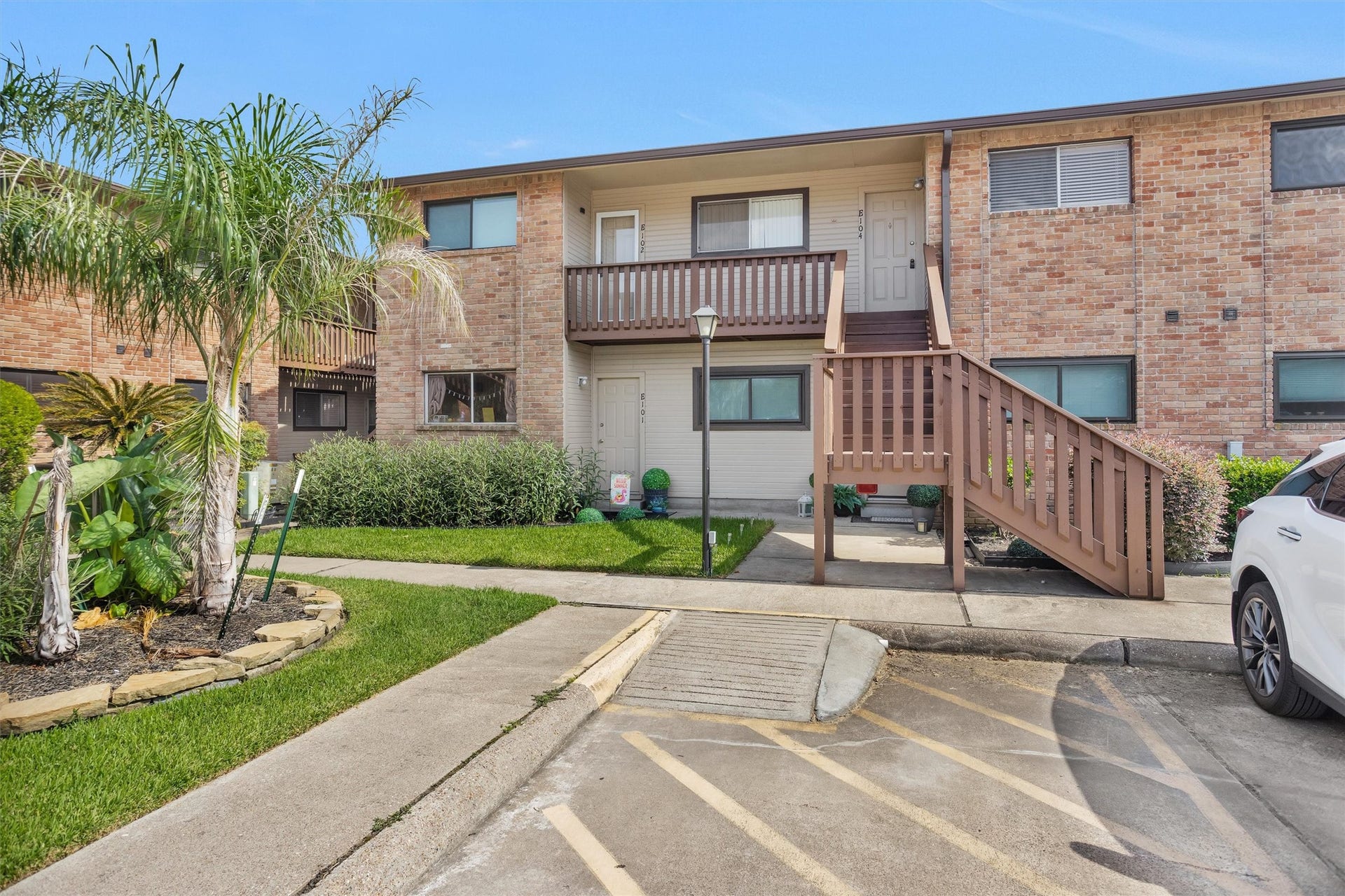 801 River Road, #104E, Montgomery, TX 77356 801 River Road, #104E, Montgomery, TX 77356