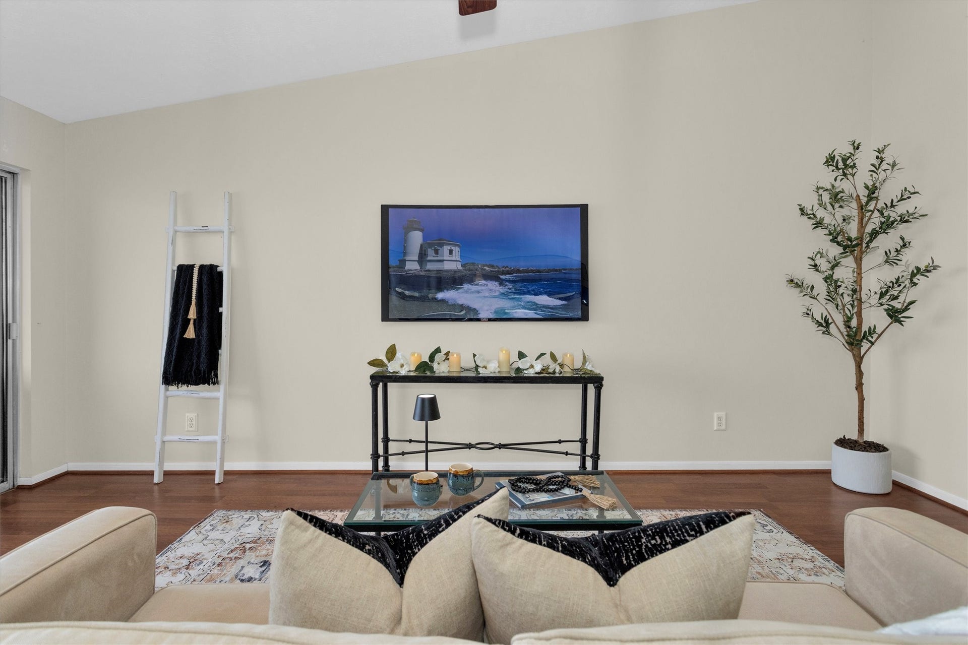 801 River Road, #104E, Montgomery, TX 77356 801 River Road, #104E, Montgomery, TX 77356