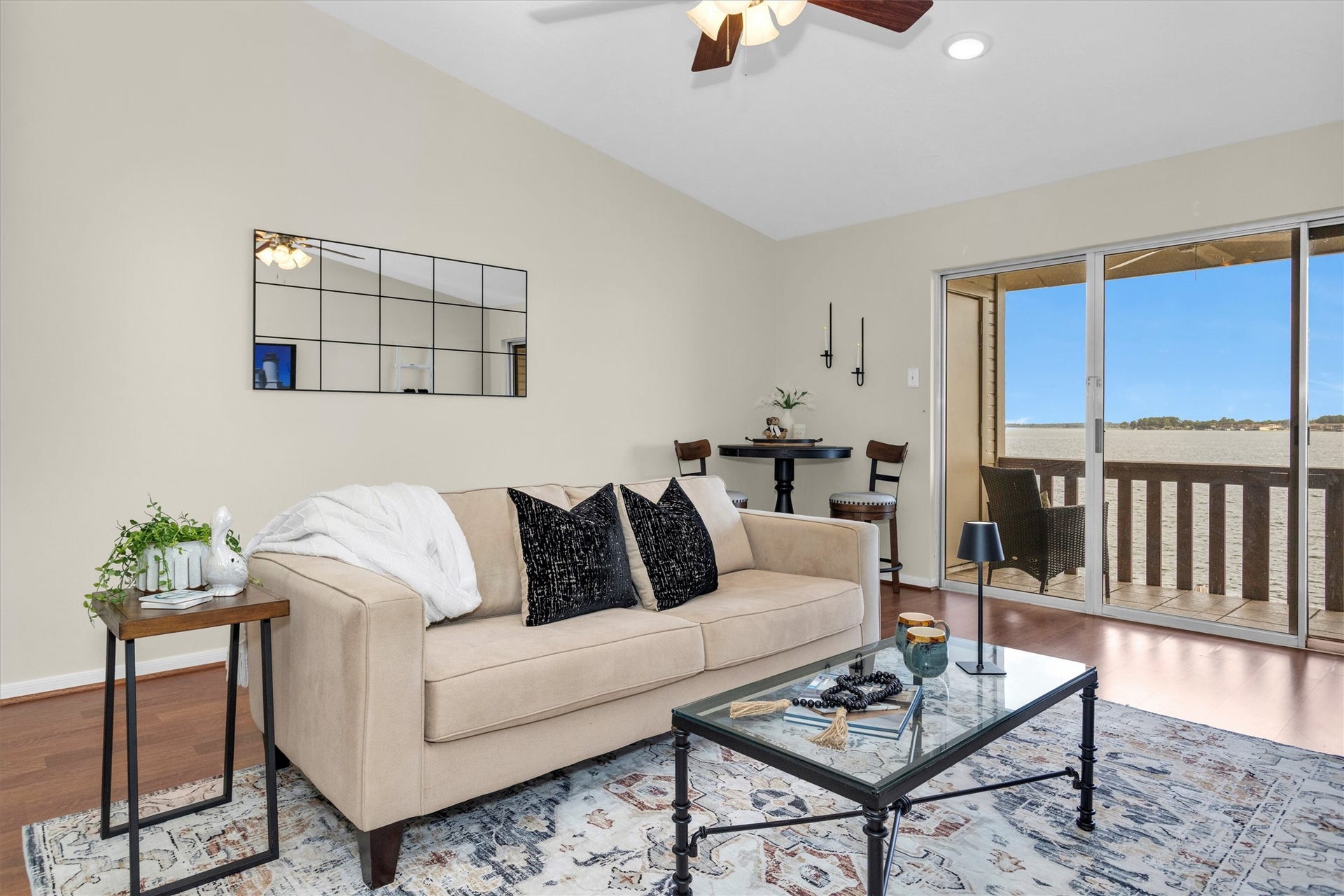 801 River Road, #104E, Montgomery, TX 77356 801 River Road, #104E, Montgomery, TX 77356