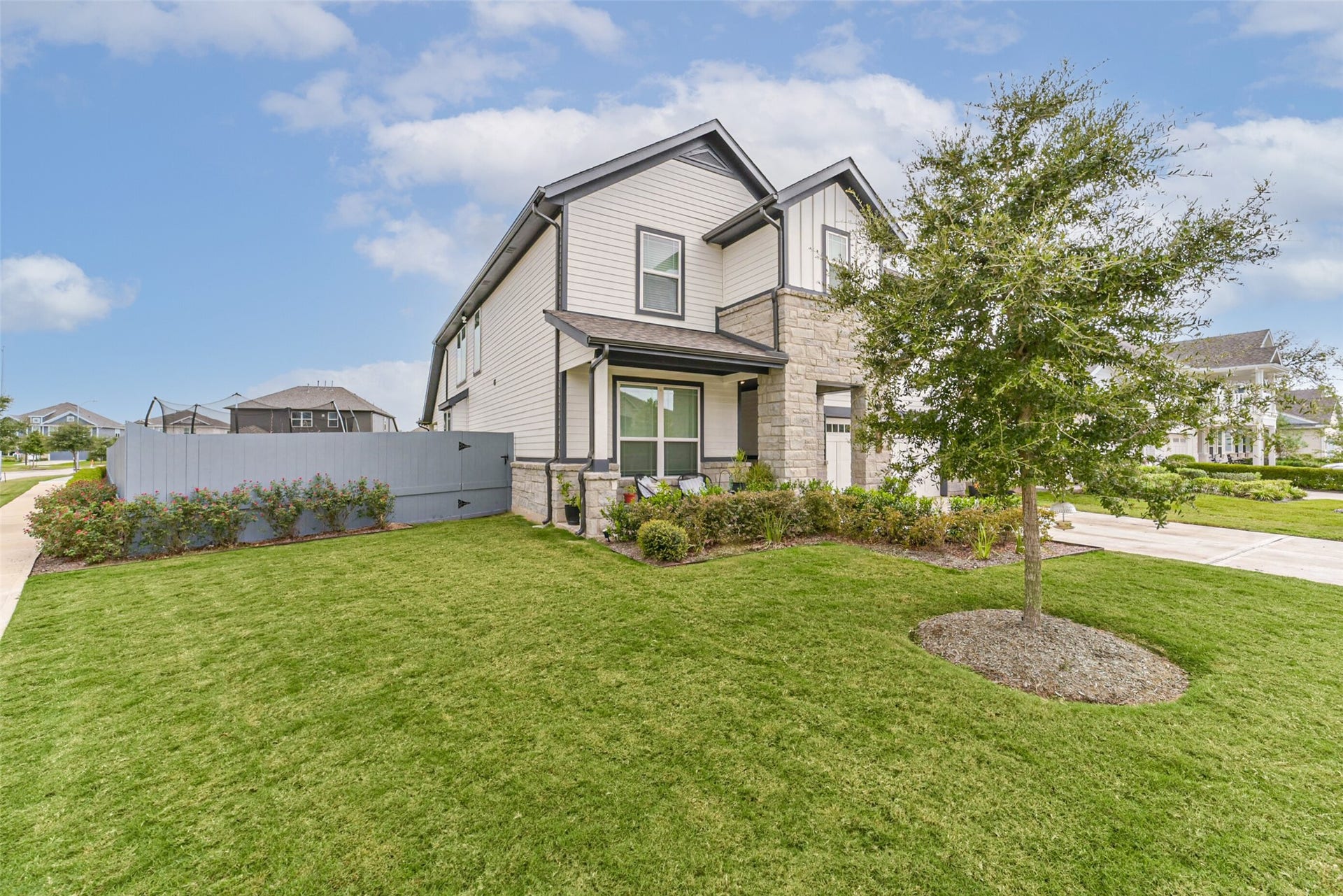 32403 Clouser Crawdad Court, Fulshear, TX 77441 HOA covers front yard lawn care and mulching.