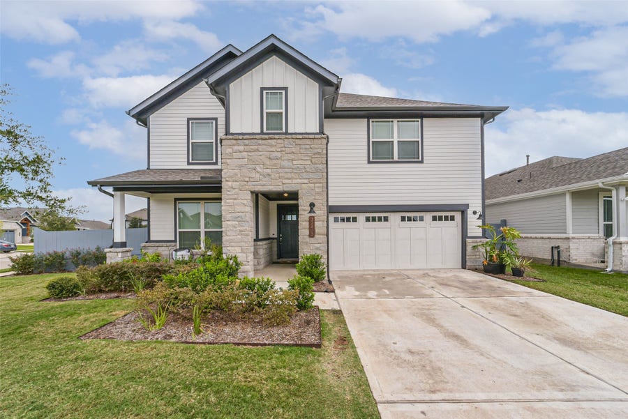 Property photo for 32403 Clouser Crawdad Court, Fulshear, TX