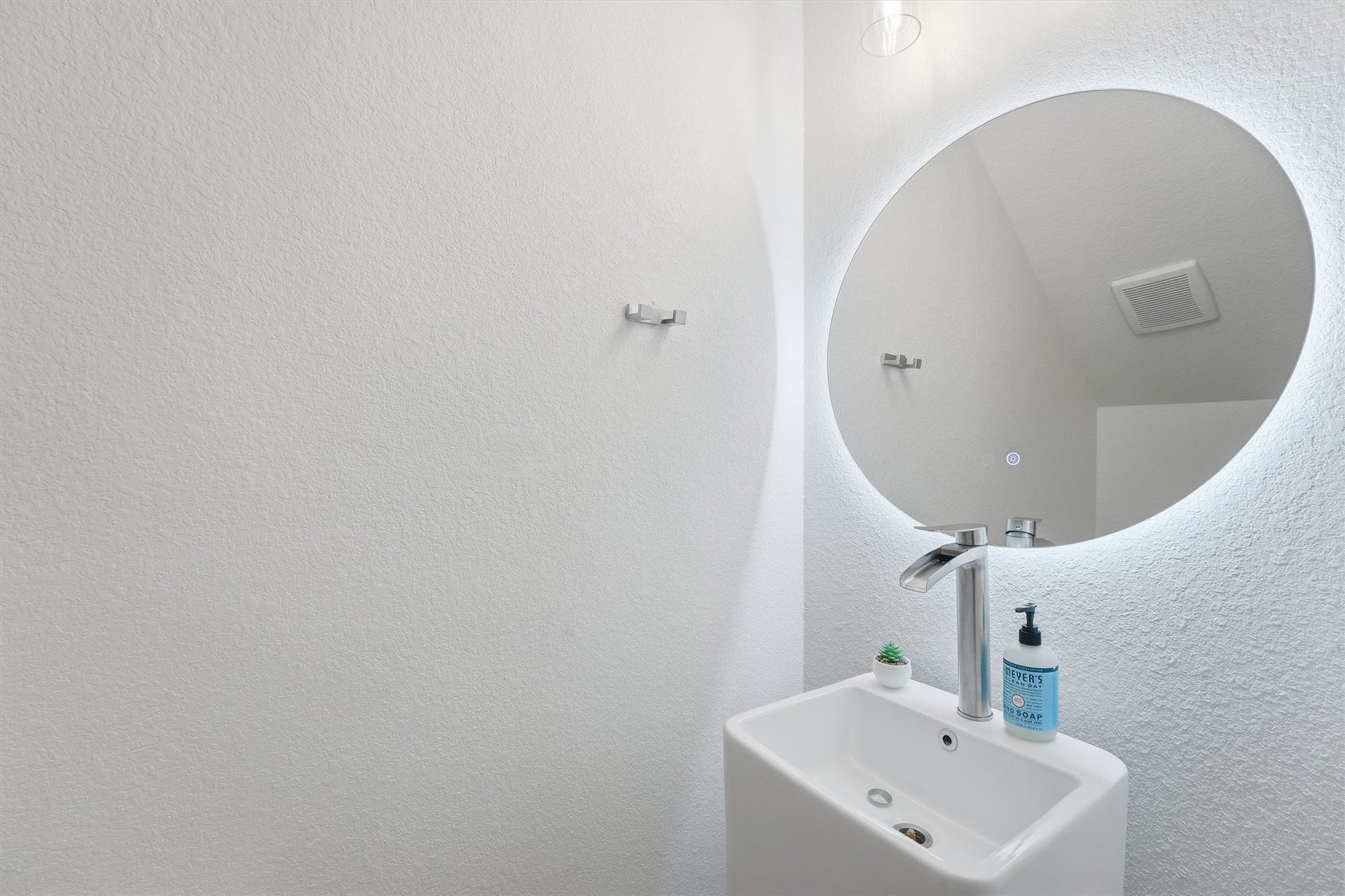7908 Brandon Street, Houston, TX 77051 Half bath on the first floor for you and your guest