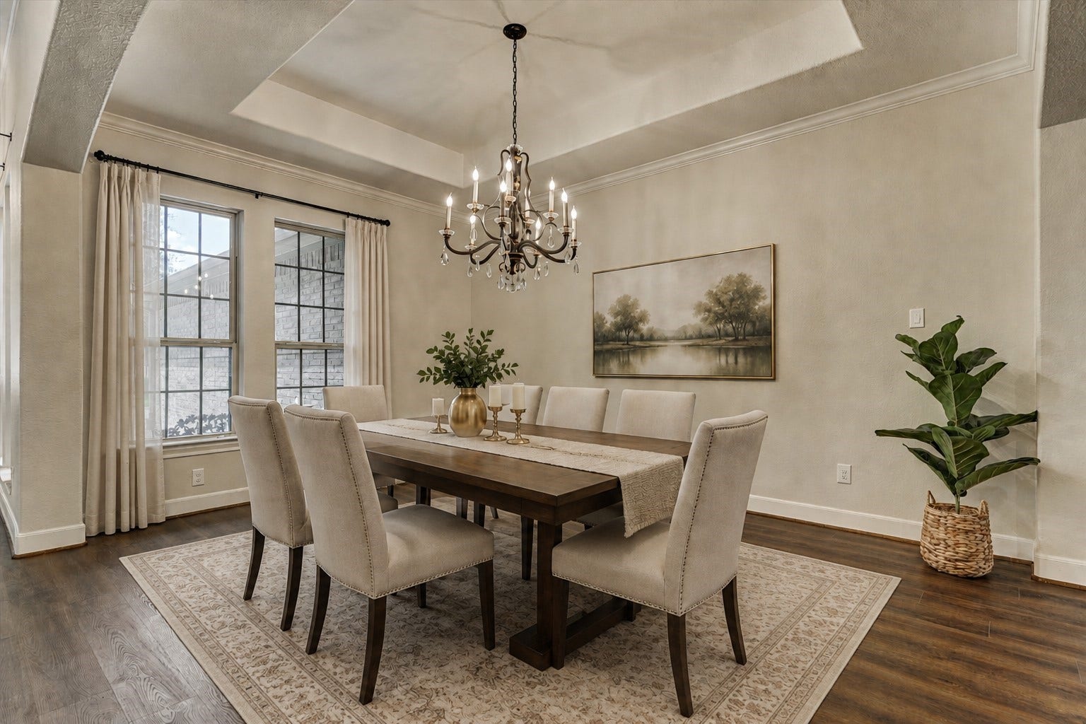 11 S Sandbells Park Lane, Montgomery, TX 77316 *This photo is virtually staged* The freshly painted dining room is light and bright, situated at the front of the home.