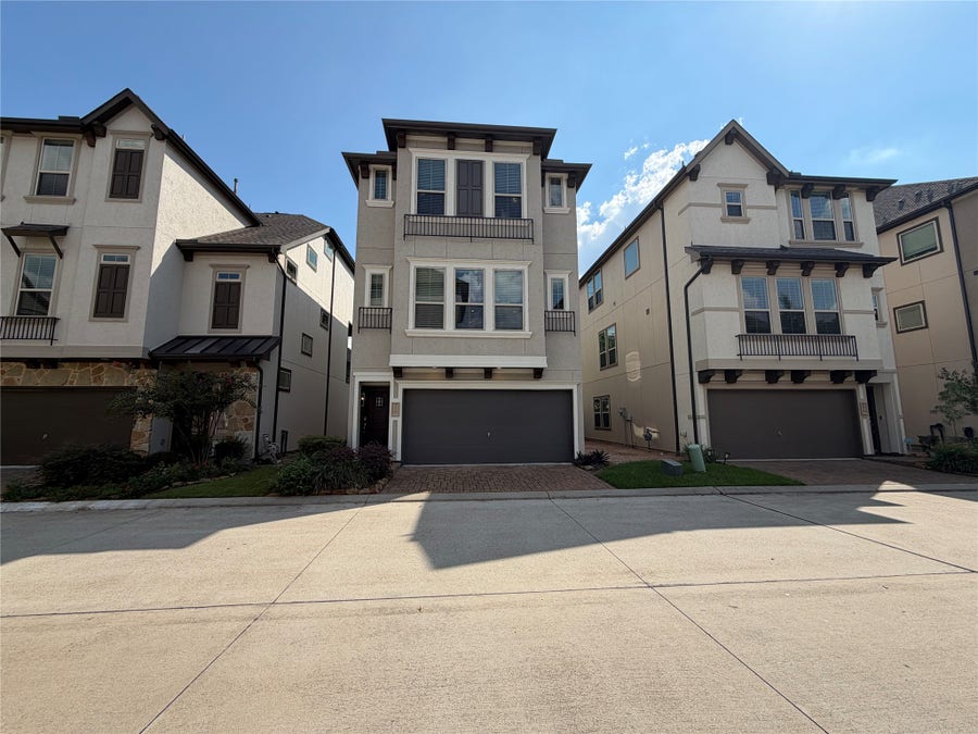Property photo for 10707 Centre Forest Drive, Houston, TX