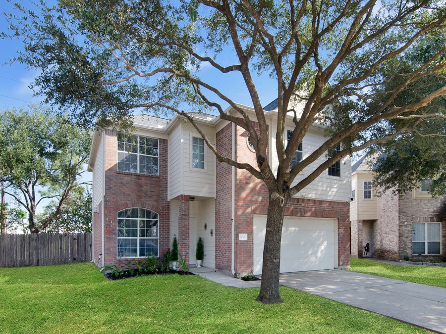 Property photo for 22527 Hamlet Park Court, Spring, TX