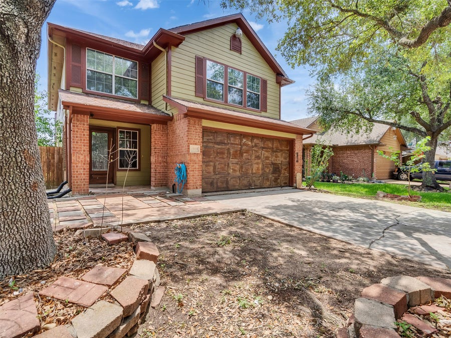 Property photo for 13119 Lindenloch Lane, Houston, TX