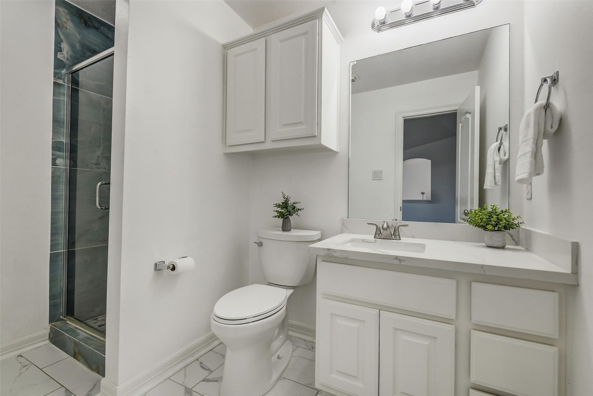 21018 W Farwood Terrace, Cypress, TX 77433 Full bathroom upstairs off the game-room.