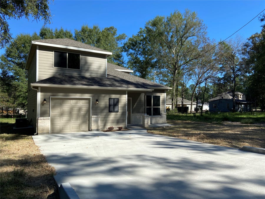Property photo for 15860 Pecan Drive, Montgomery, TX